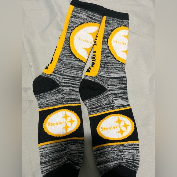 Steelers Crew Socks - Picture 1 of 4